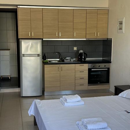 Bivas Apartments Limenas  Eksteriør billede