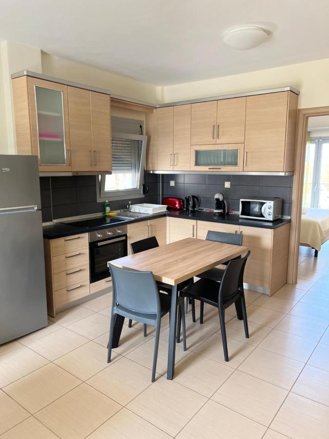 Bivas Apartments Limenas  Eksteriør billede