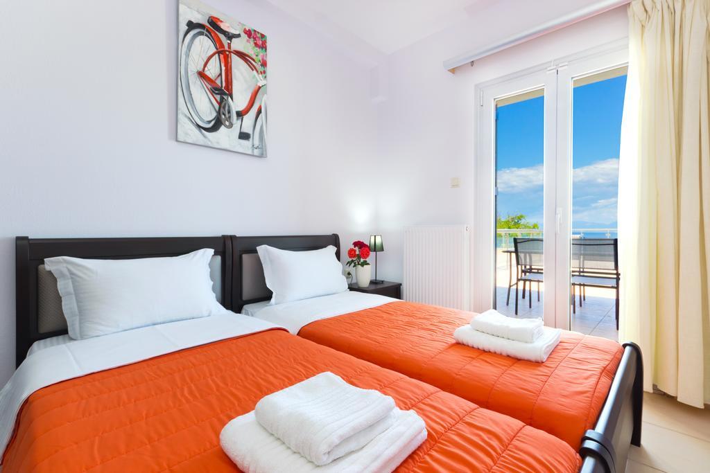 Bivas Apartments Limenas  Eksteriør billede