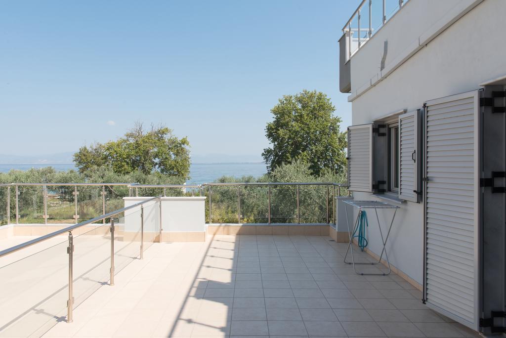 Bivas Apartments Limenas  Eksteriør billede