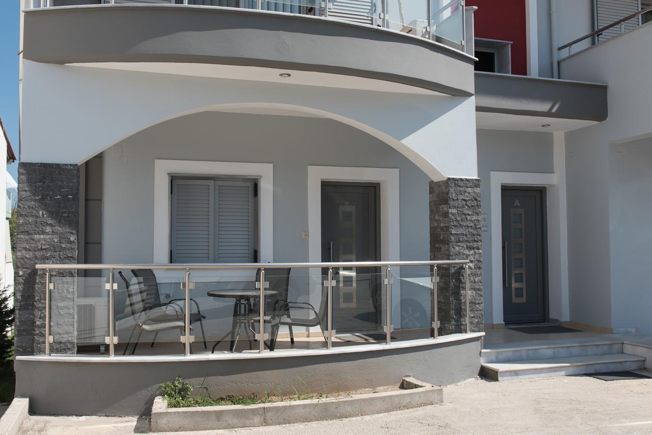 Bivas Apartments Limenas  Eksteriør billede